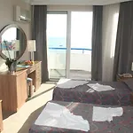 リゾート エリーゼ ビーチ