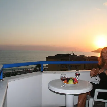 Resort Elysee 3*