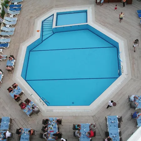 Elysee Semesteranläggning (resort) 3*